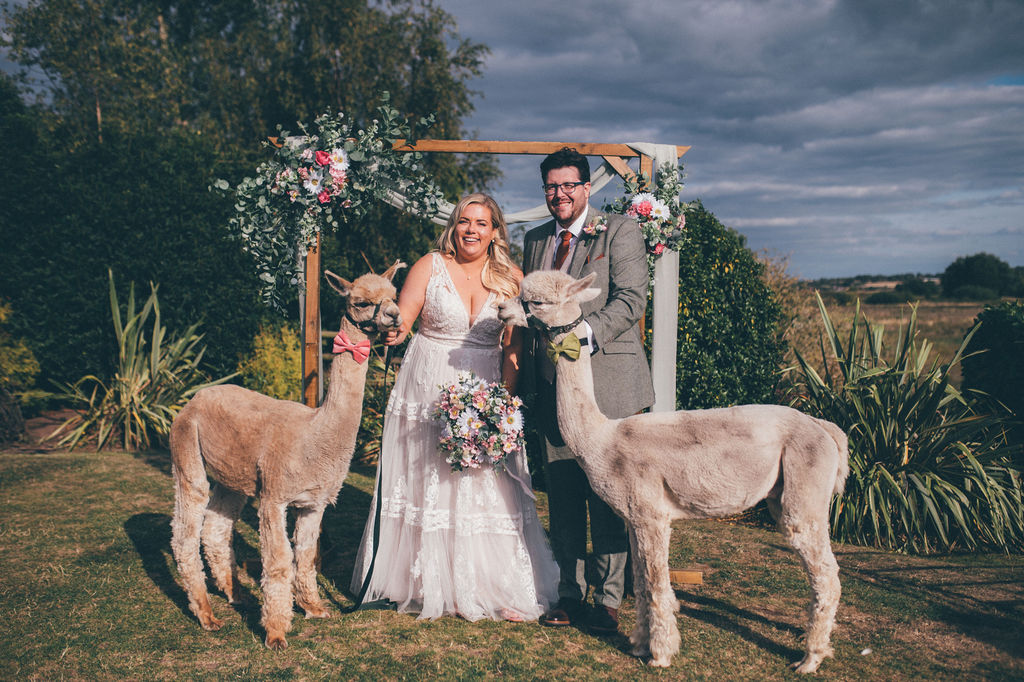 Romantic wedding reception with candlelight